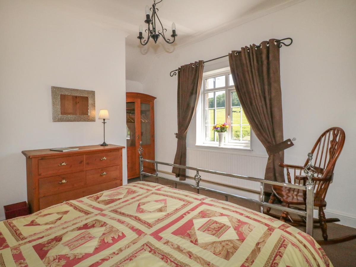 Lees Moor Cottage Матлок Экстерьер фото